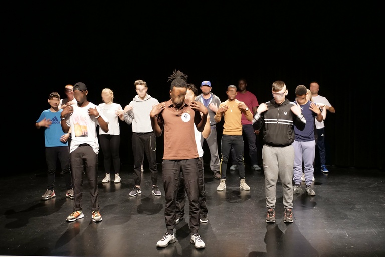 main_title - _1144335.jpg