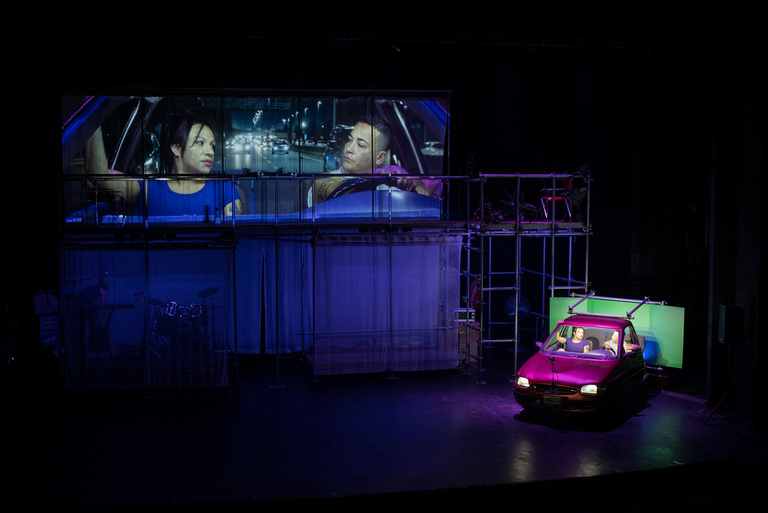 main_title - FAV Los dias afuera de Lola Arias-010-foto Eugenia Kais.jpg .jpg