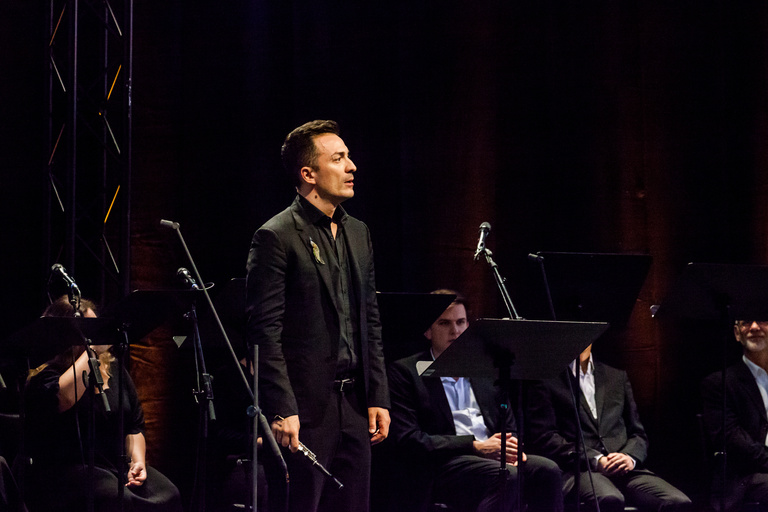 main_title - AnjaTho╠êlking_SWR_EXP_Nono_2024-5067.jpg