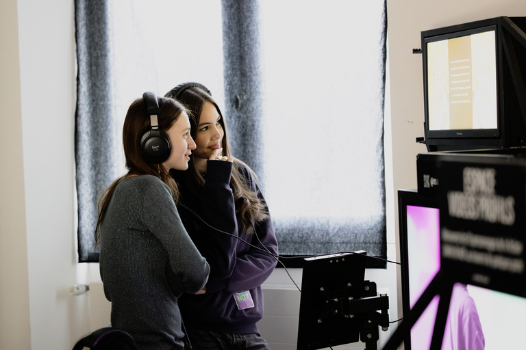 main_title - 2025_02_04_Installation Immersive Crari-or-not_Lycéens©Théâtre de la ville_Nadège Le Lezec_15.jpg