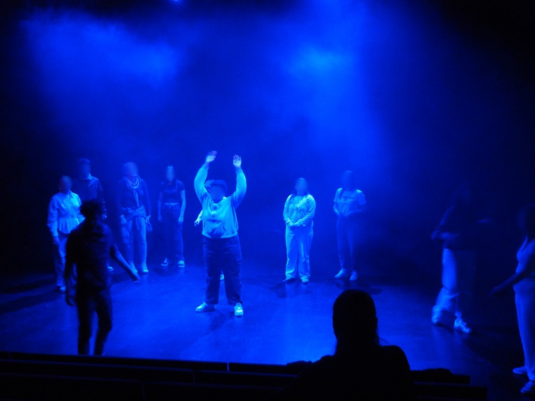 main_title - P1010241_blur.jpg